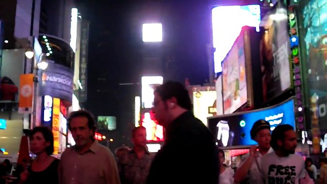 Free Hugs guy gets arrested in Time Square!