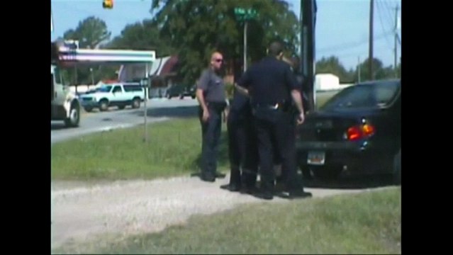 La vidéo de l'arrestation du meurtrier présumé de Charleston