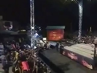 Vince McMahon & Trish Stratus backstage