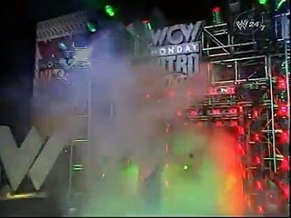 Monday Nitro 9-22-97 Goldberg Debut