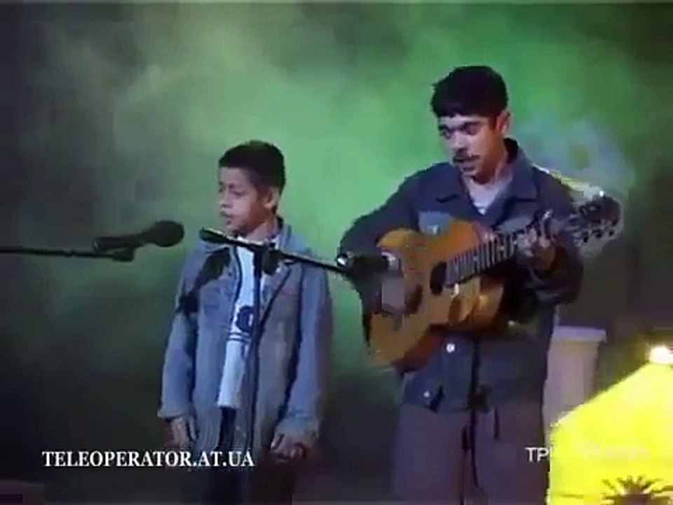 Цыганский мальчик перепел песню А. Барыкина - Я...