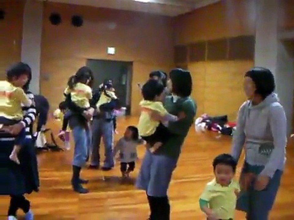 親子体操　大阪市東大阪市八尾市　幼児教室　英語リトミック