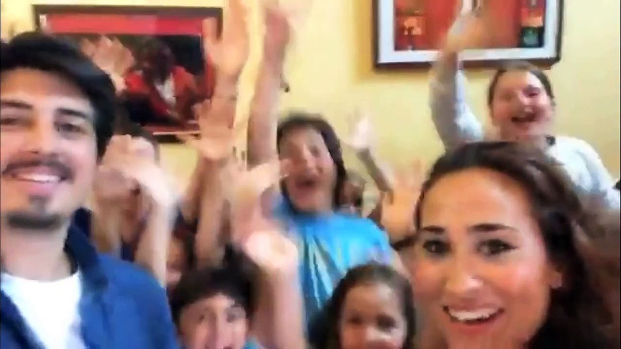 Con Pixar y a lo loco Trailer