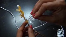 Recycled plastic water bottles DIY: Hibiscus flowers