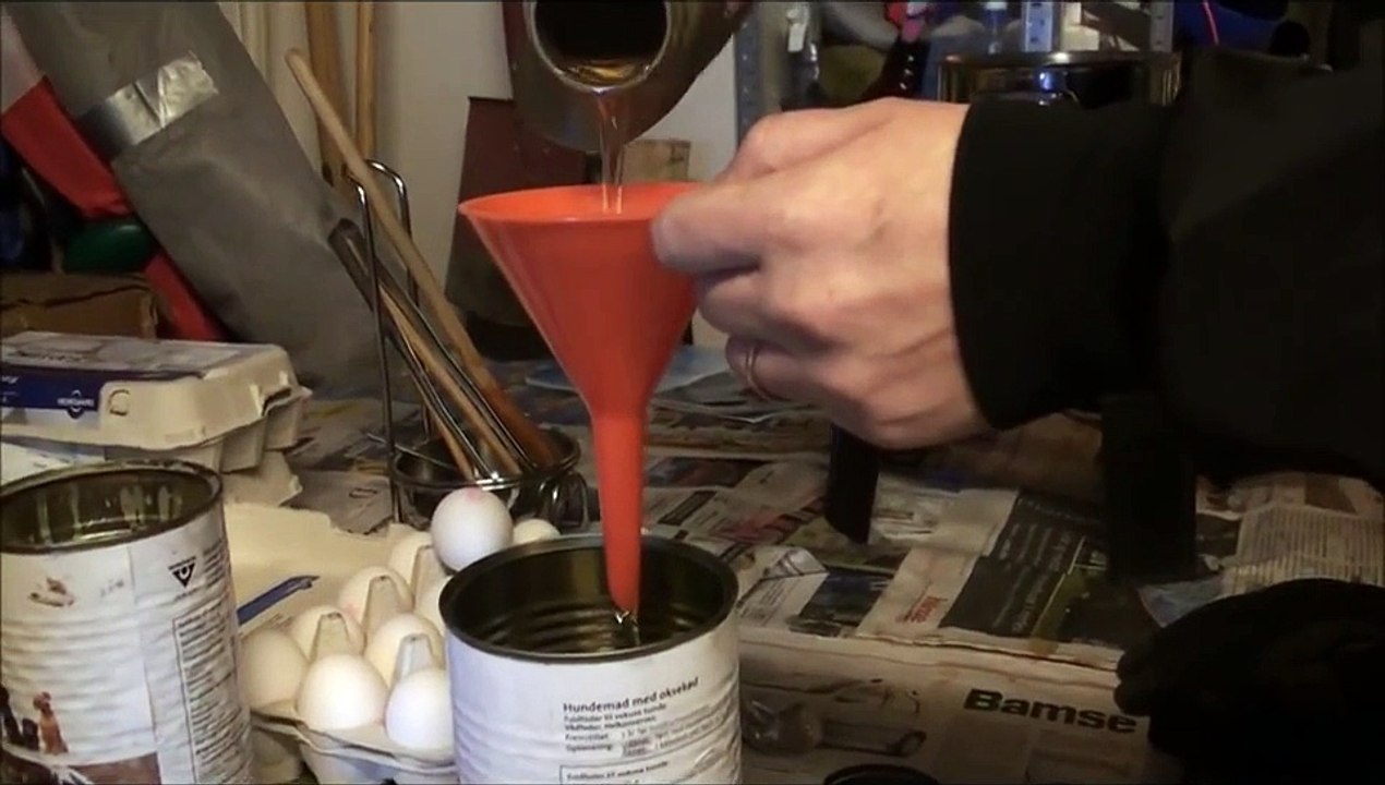 Motor oil viscosity test cold and hot