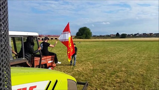 Scène tracteur avec le Professeur Djack d' Alsace Brumath pour l' Alsachien