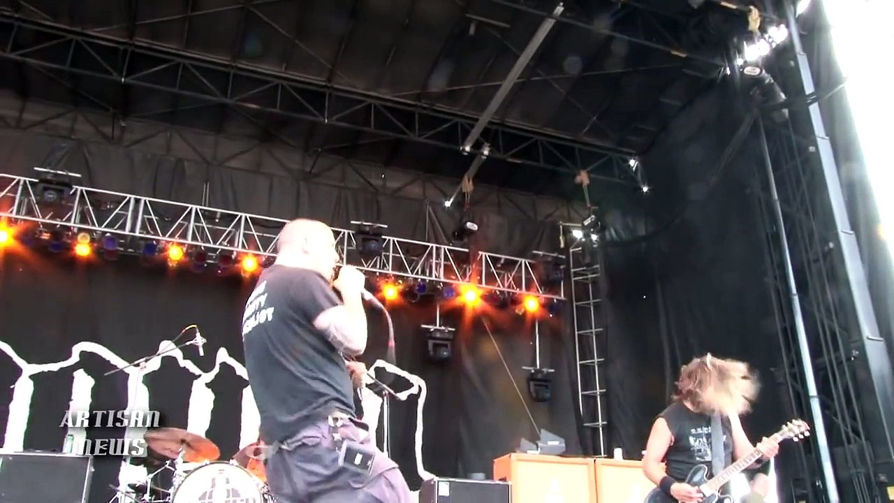 EX PANTERA PHIL ANSELMO DOESN'T WANT TO FIGHT VOLBEAT SINGER, TALKS BOXING