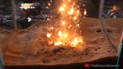 SUYUN İÇİNDE YANMAYA DEVAM EDEN MADDE TERMİT