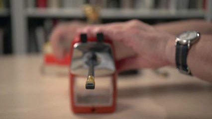 Comma Queen - An Episode of Diaeresis