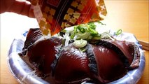 [ Japanese cuisine ] Eating Japanese food Washoku Sashimi  Katsuo no Tataki  鰹のタタキ