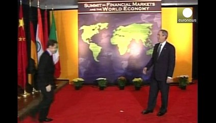 Scandalo Nsa: Il 'grande orecchio' Usa ascoltava Parigi, imbarazzo all'Eliseo