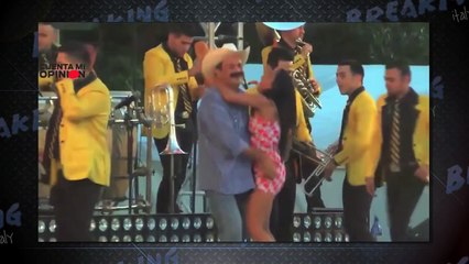 Sindaco alza la gonna alla minorenne, afferma non ci sia niente di male