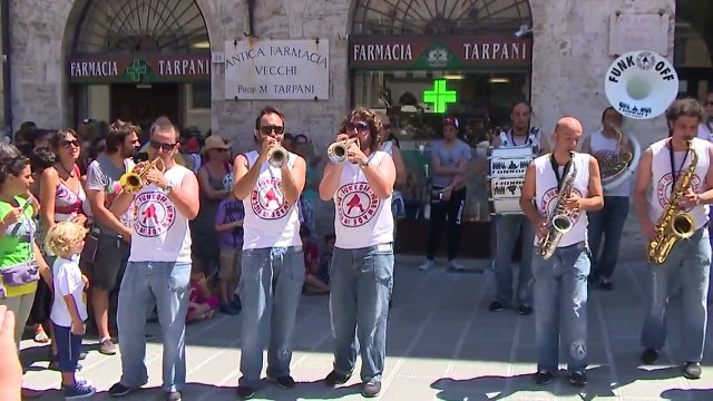 Funk off marching band - Umbria jazz 2014