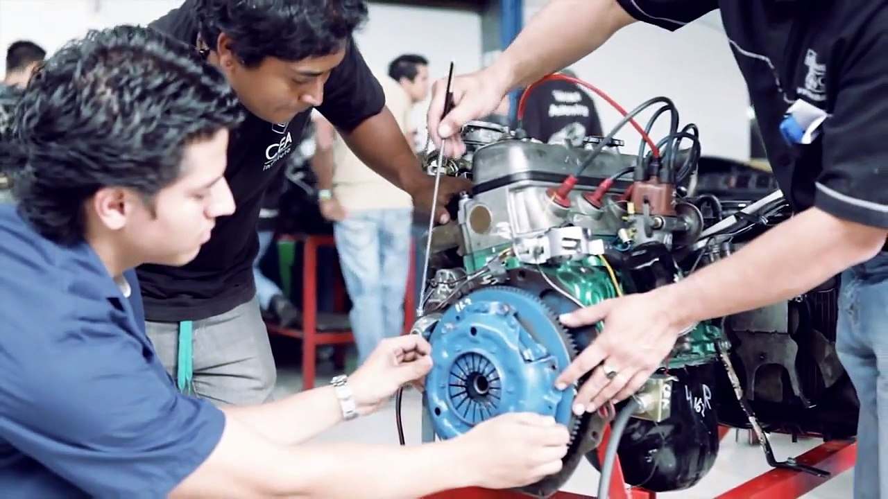 Instituto CEA - Escuela de Mecanica Automotriz