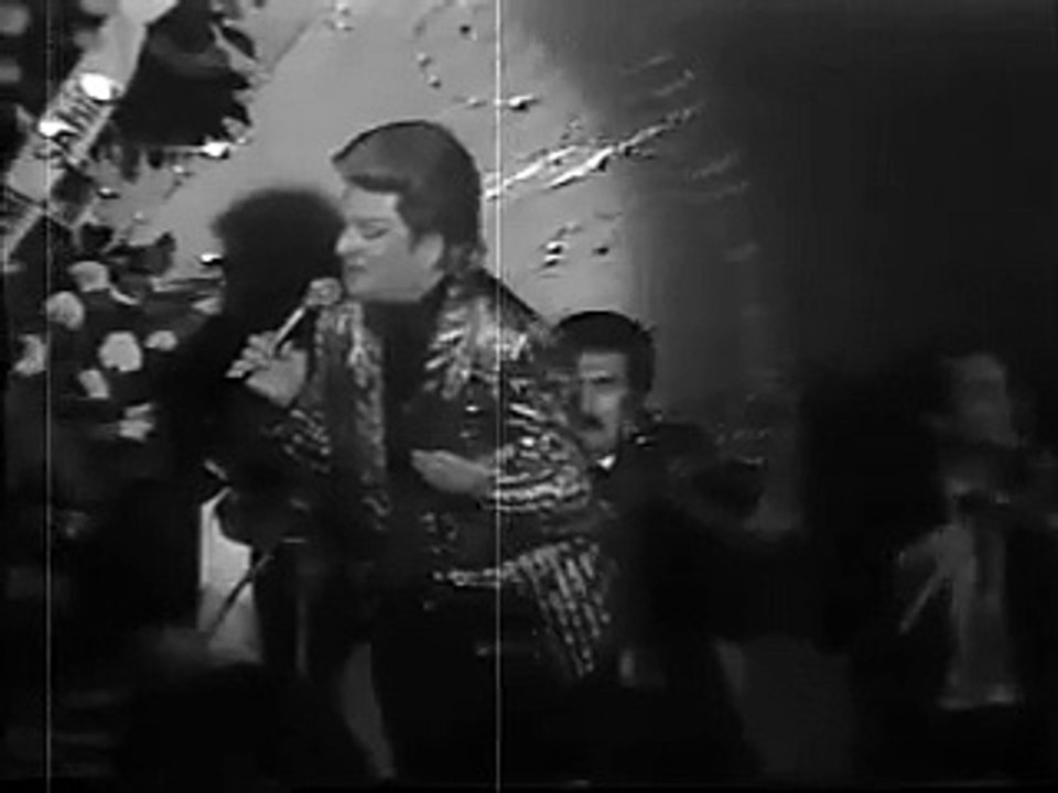 Hey Gidi Koca Dünya - Zeki Müren