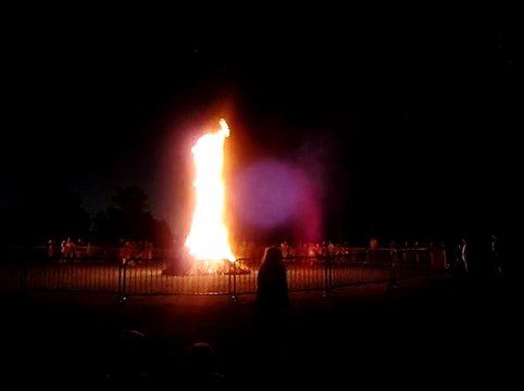 le feu de saint jean a bellac 2015 par Robert et Angel