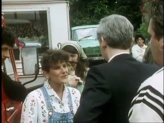 Boon 02x12 Fiddler Under the Roof