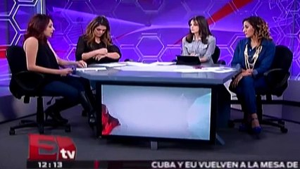 Maestros que cobran y no dan clases / Entre mujeres