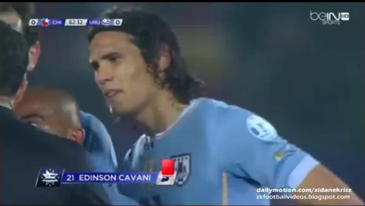 Cavani Angry Because of the Red Card - Chile v. Uruguay 24.06.2015