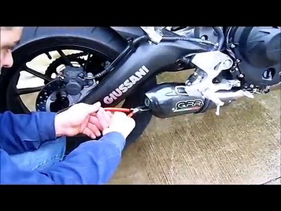 YAMAHA MT 09 FZ 09 SCARICO GPR VIDEO CATALOGO   GPR YAMAHA MT 09 FZ 009 EXHAUST VIDEO CATALOGUE