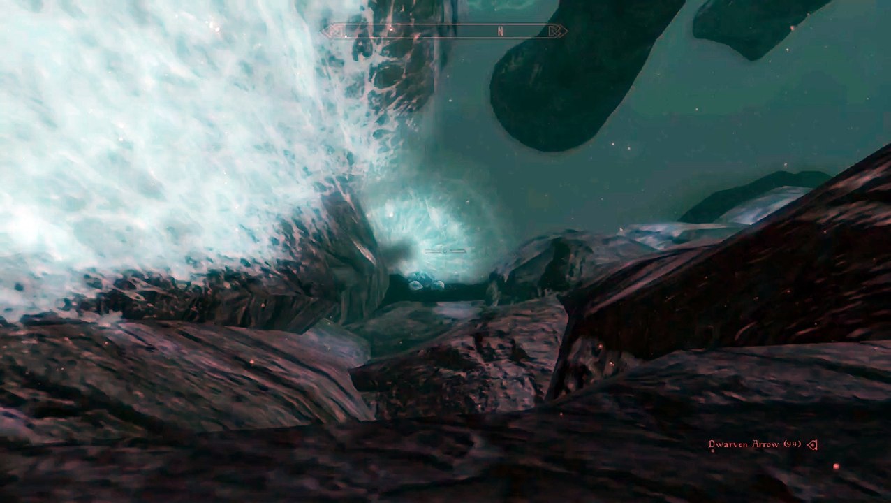 nadando sobre el scenario skyrim