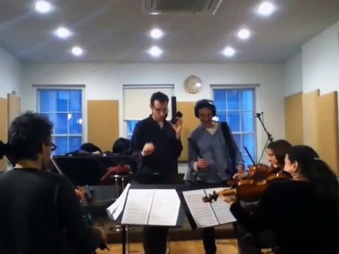 Joueur la 5ème symphonie de Beethovens 3 fois plus vite - 160BPM