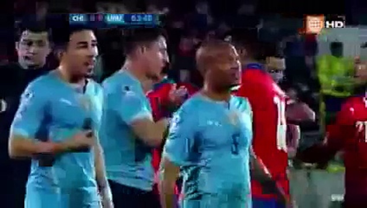 Edisona Cavani Red Card - Chile vs Uruguay 24-06-2015