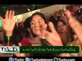 Sharmeela Farooqi Dancing