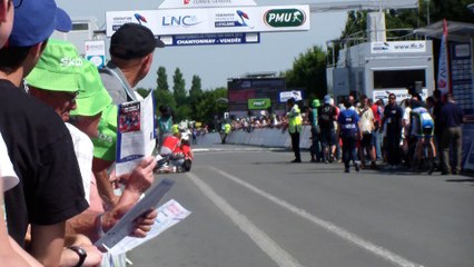 Arrivée d'Audrey Cordon, nouvelle Championne de France du CLM