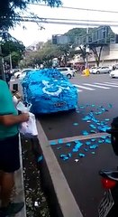 Il n'aurait pas dû se garer sur une place pour handicapés