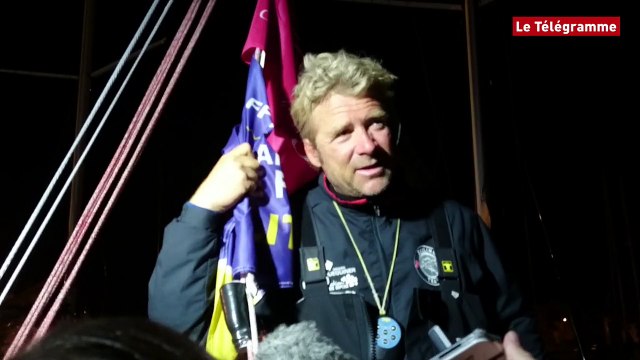 Solitaire du Figaro. Eliès : Il y avait moyen de sauver les meubles