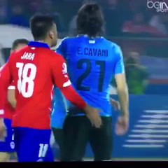 Jara, Cavani'ye pandik attı ! Jara, Cavani was molested !