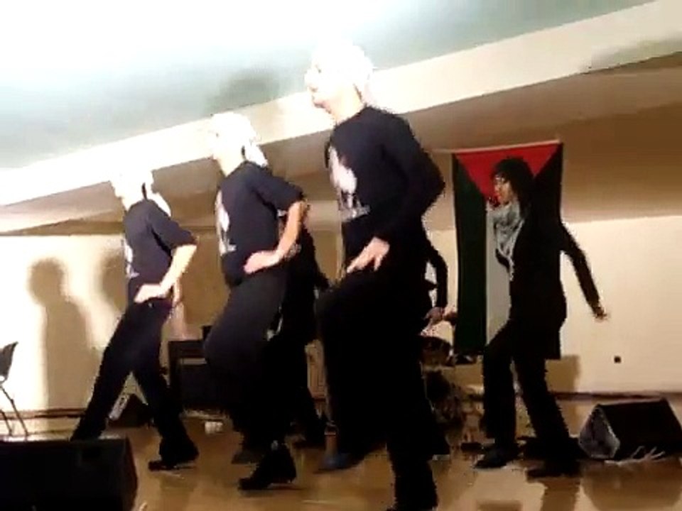 Palestinian dabke in Athens 4