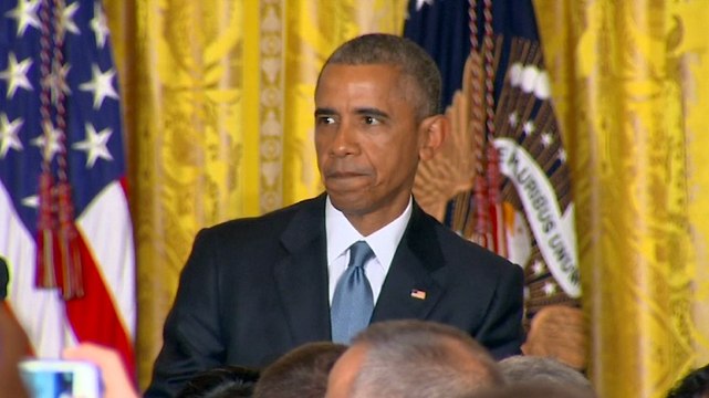 Un discours d'Obama interrompu par une activiste LGBT