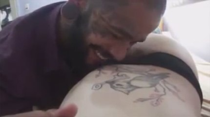 Anne Karnındaki Bebeğin Babasının Öpücüklerine Tepki Vermesi