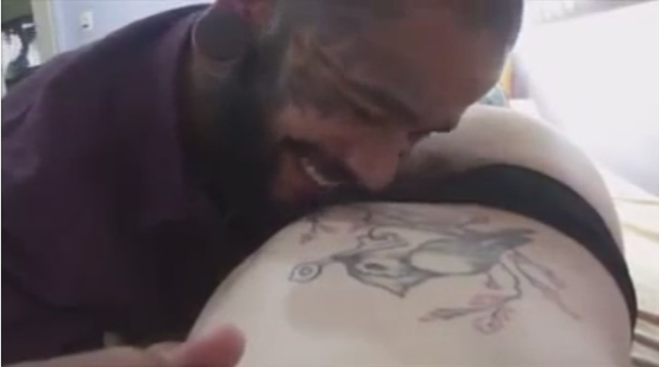 Anne Karnındaki Bebeğin Babasının Öpücüklerine Tepki Vermesi