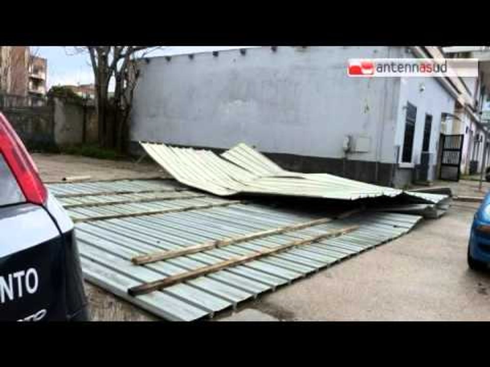 TG 26.03.15 Maltempo, nubifragi a Peschici e danni in Puglia per il forte vento