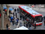 TG 16.03.15 Bari, muore donna georgiana travolta da bus urbano