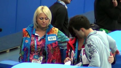 Sochi 2014 Patrick Chan kiss&cry after FS 00723