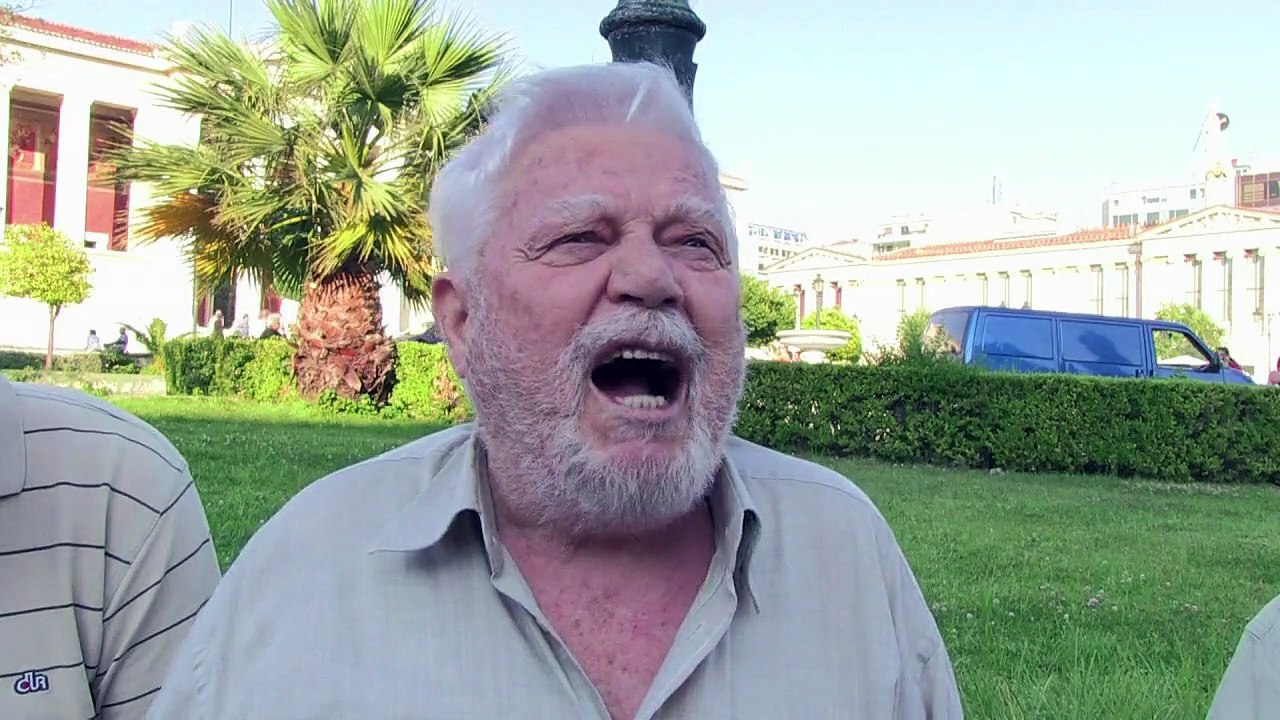 Griechischer Rentner kämpft gegen Spardiktat