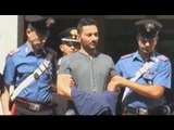 Napoli - Arrestato il latitante Cuccaro, la folla ostacola i carabinieri (21.06.15)