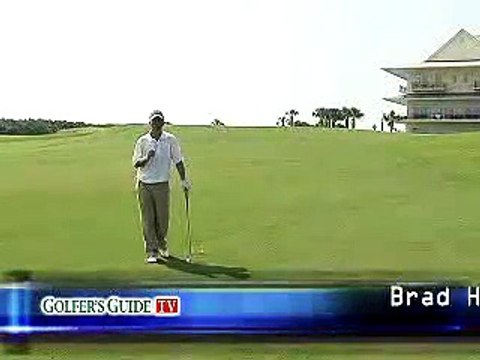 How to Swing a Golf Club - How to Hit 40 to 60 Yard Wedge Shots - Fantastic advice!