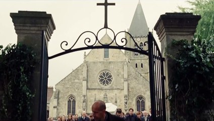 A Nova Amiga: Segredos Revelados 💔