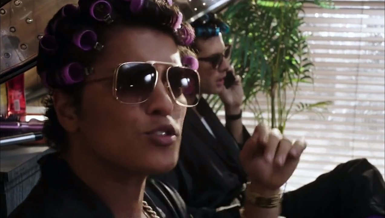 Mark Ronson - Uptown Funk ft. Bruno Mars