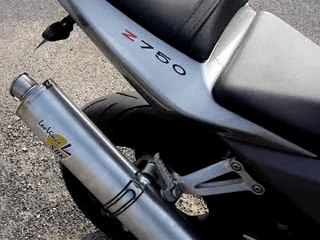 Rupture Z750 avec LeoVince
