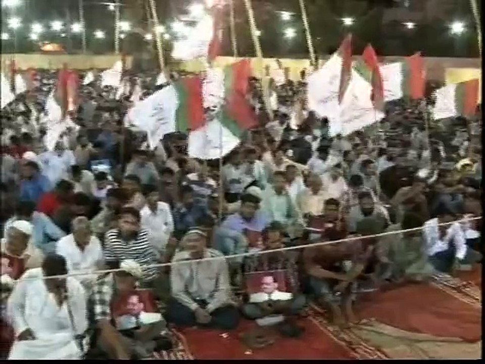 وزیر دفاع ہمیں ہر طرح سے لوڈ شیڈنگ کرنی آتی ہے، اوپر سے بھی اور نیچے سے بھی، الطاف حسین اپنے خطاب میں خواجہ آصف پر برس پڑے