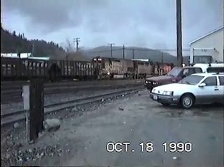 Southern Pacific Helpers move to assist over Donner Pass 1990