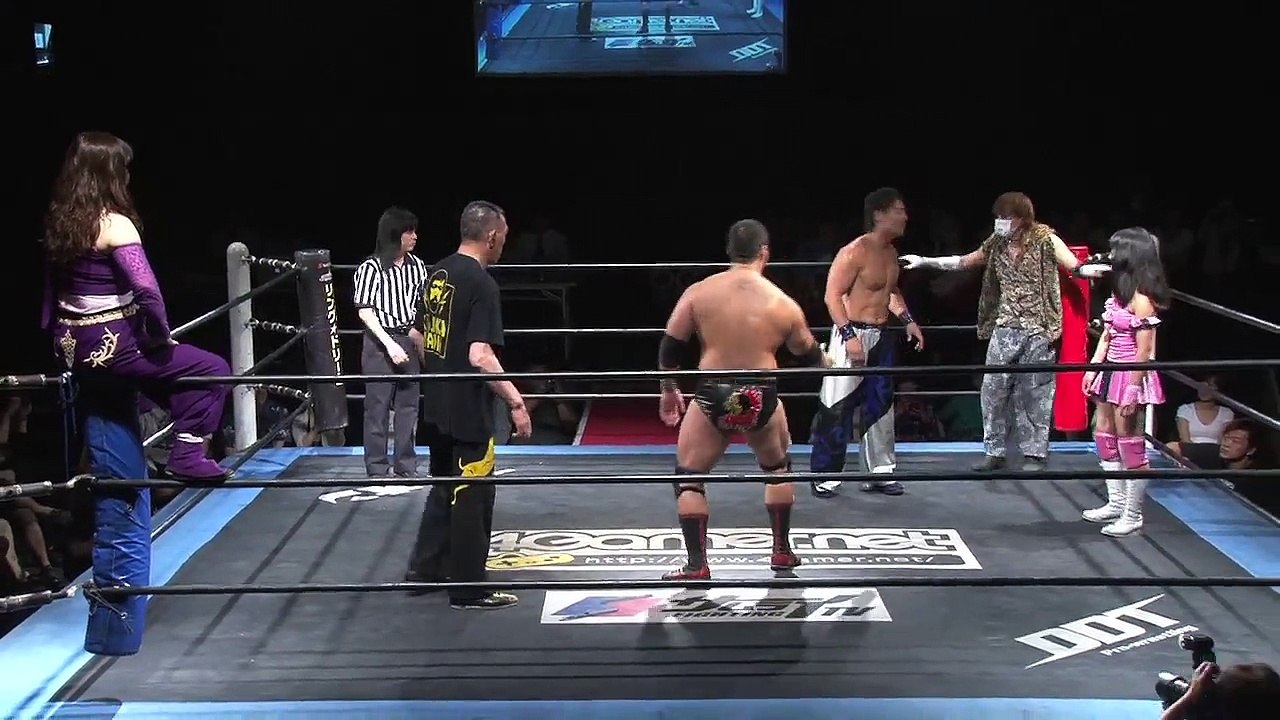 HARASHIMA, Riho & DJ Nira vs Yuji Hino, Emi Sakura & Great Kojika (DDT)
