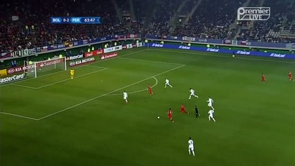 Farfán 1 on 1 chance - Bolivia vs Peru 25.06.2015