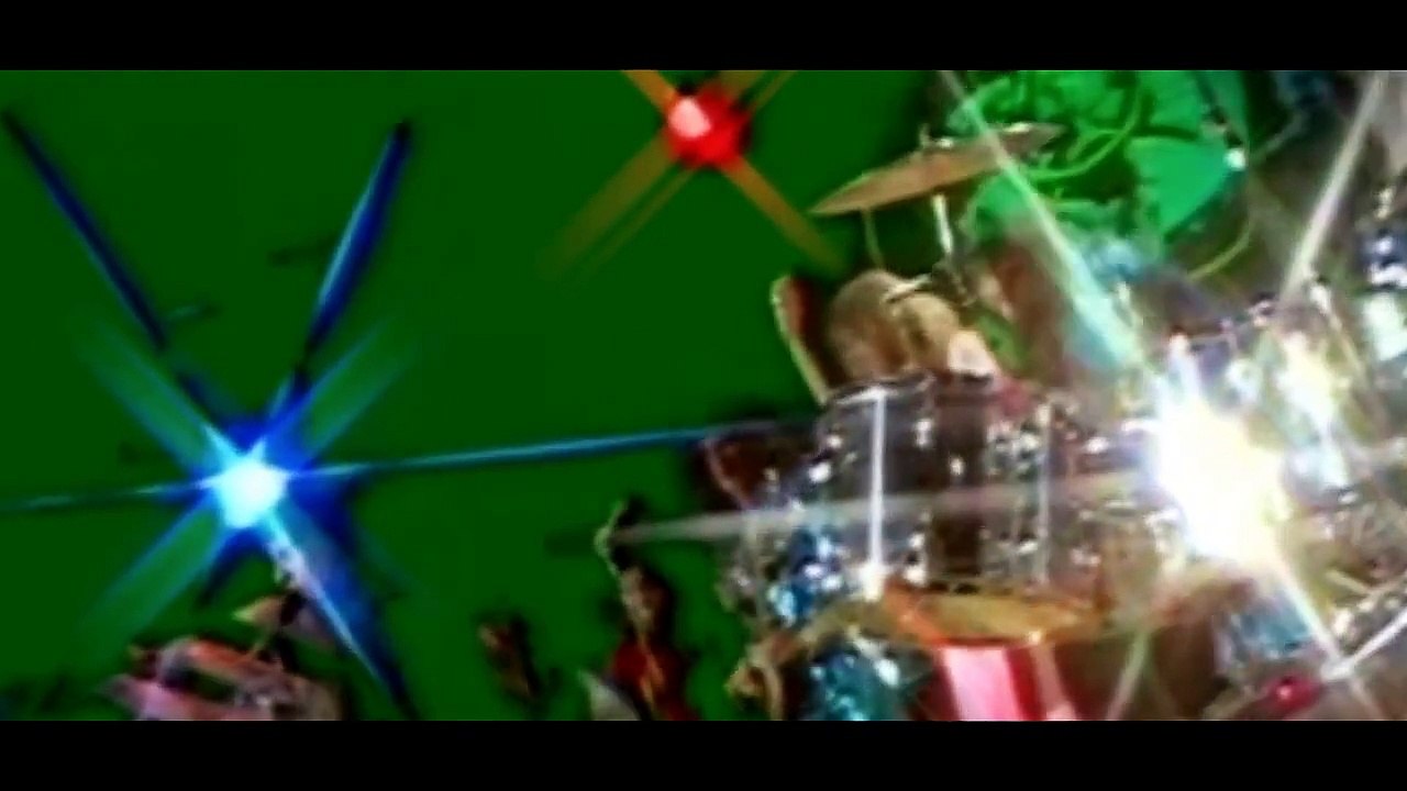 Alice Cooper vs Earth, Wind & Fire